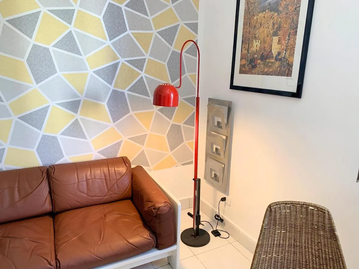 Home.70 Carini Palermo Italia